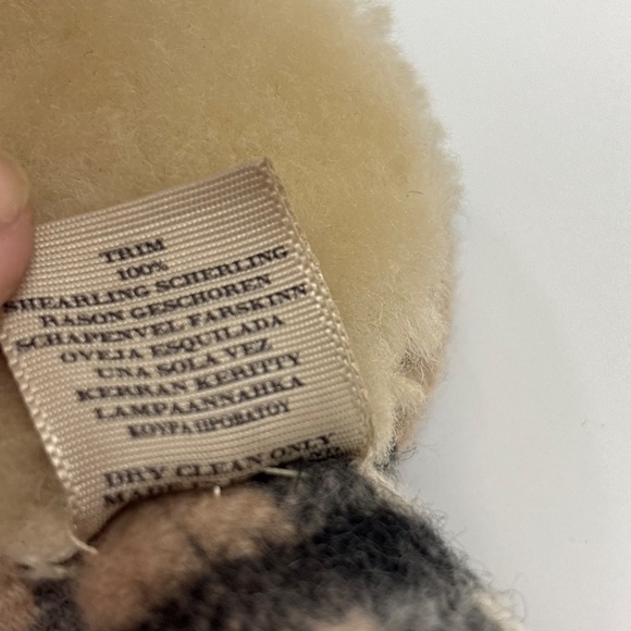 Burberry London 100% Cashmere Shearling Plaid Earmuffs - Iconic Check - Picture 6 of 11
